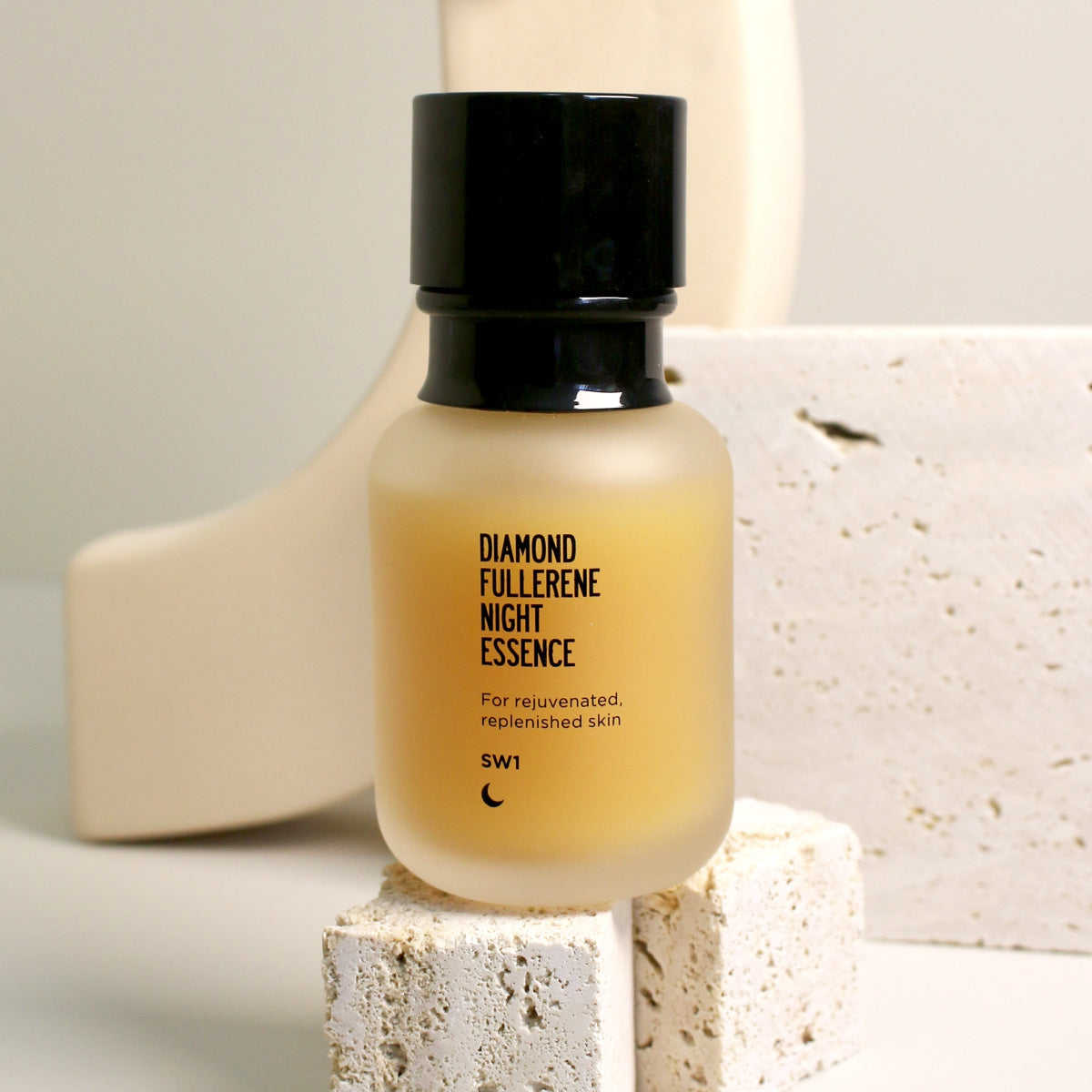 SW1 Diamond Fullerene Night Essence